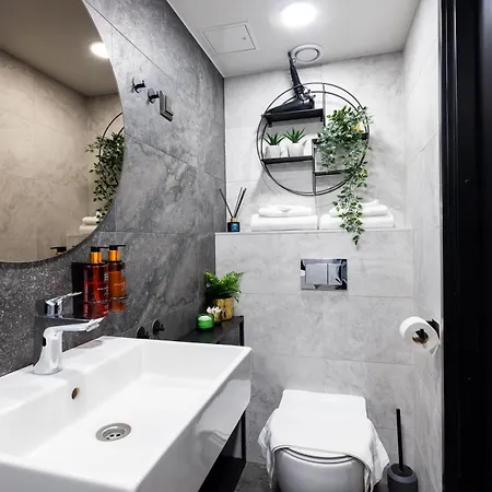 Ferienwohnung Tempus Te Premium Duo Lofts Tartu - Private Cinema, Gym And Terrace Exterior foto
